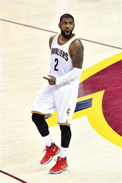 我们依然充 我们依然充