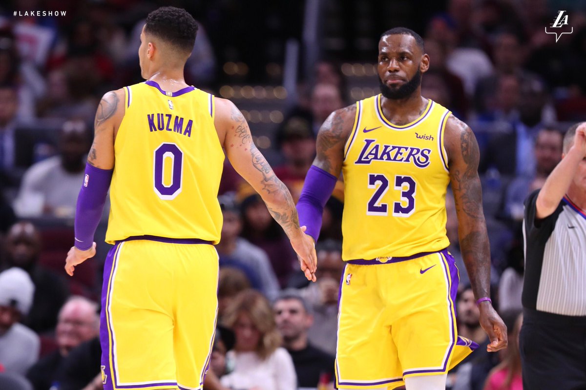 他在这里不 他在这里不